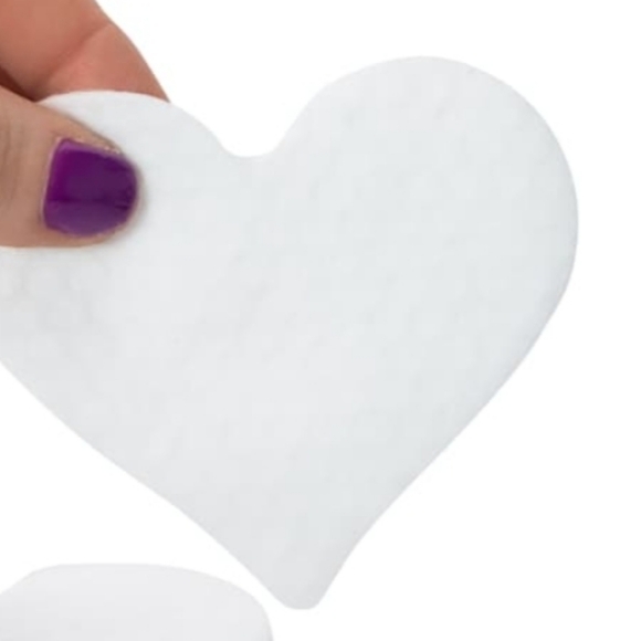 simply soft Other - Heart Shaped Cotton Pads (30)